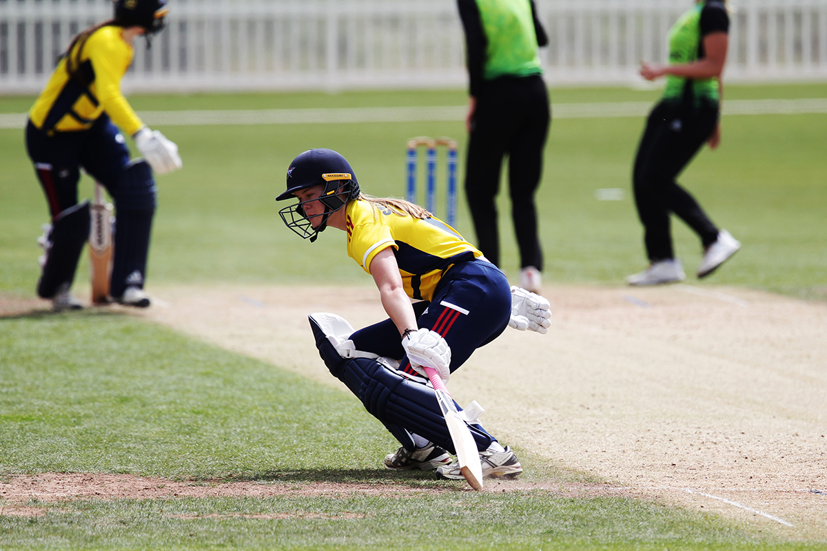 South East Stars CC v’s Western Storm CC at the Desert Springs ICC accredited Cricket Ground