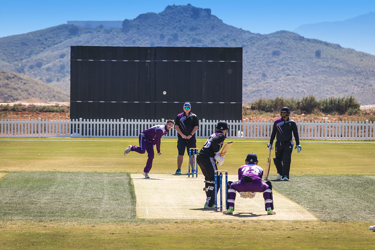 El campo de críquet acreditado por la ICC de Desert Springs