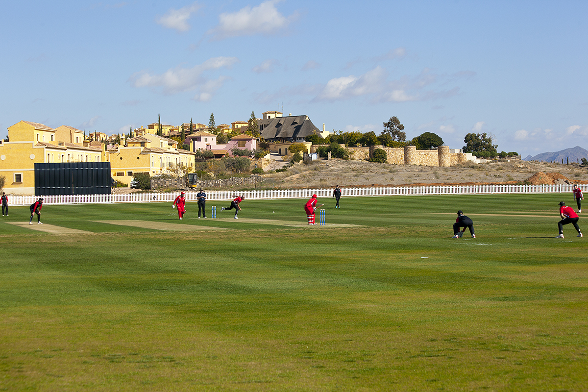 El campo de críquet acreditado por la ICC de Desert Springs