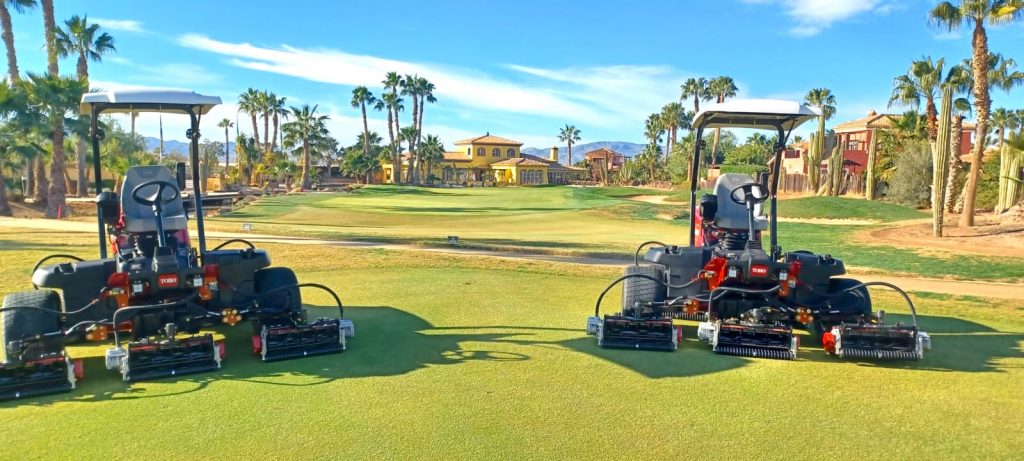 Delivery of Two Reel Master 5010 hybrid fairway mowers